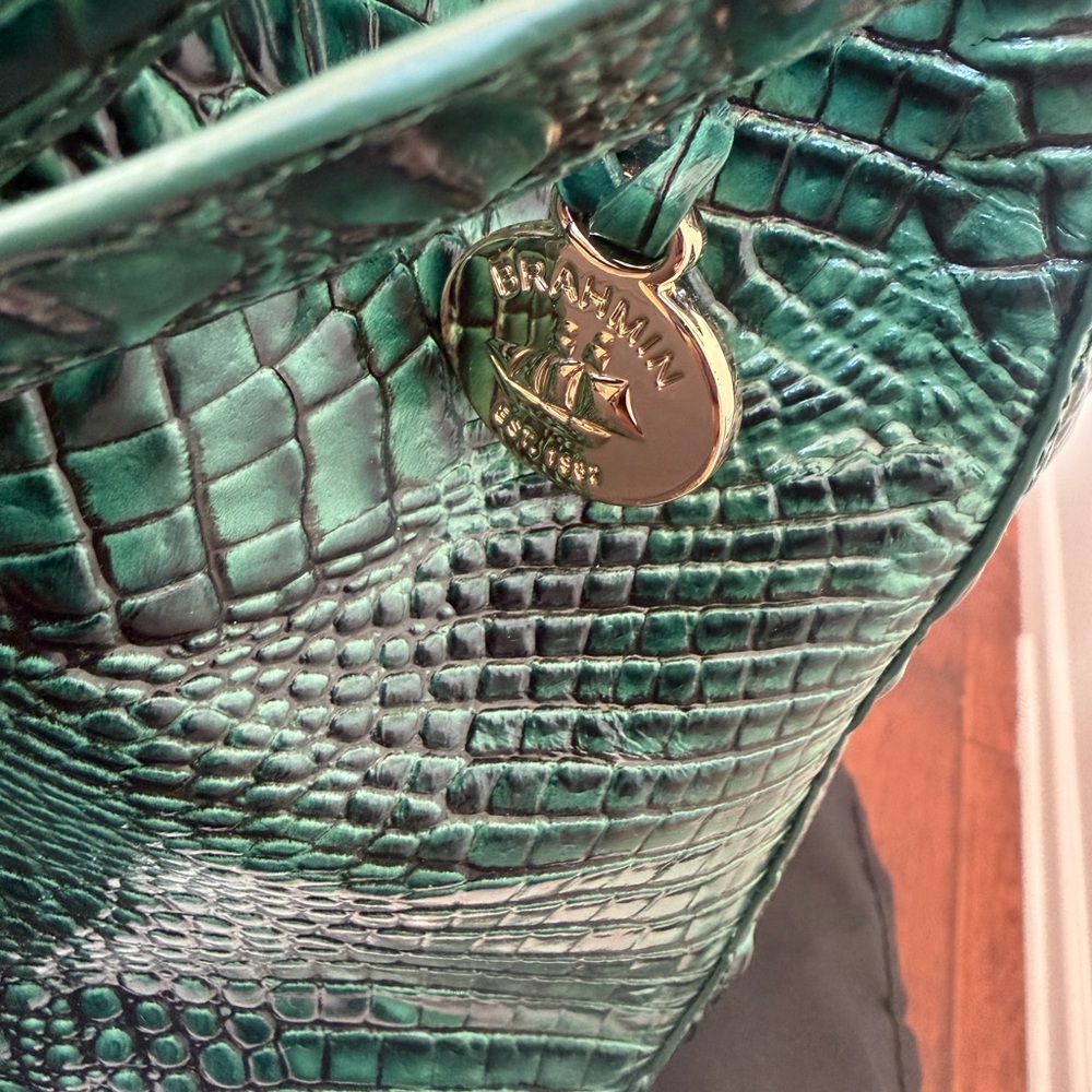 Brahmin Emerald Melbourne Crocodile-Embossed Shoulder Bag in Marlowe - Picture 13 of 14